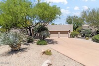 7466 E High Point Dr in Scottsdale, AZ - Building Photo - Building Photo