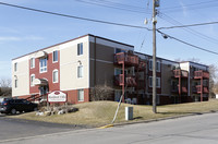 Rockford Villa Apartments in Rockford, MN - Building Photo - Building Photo