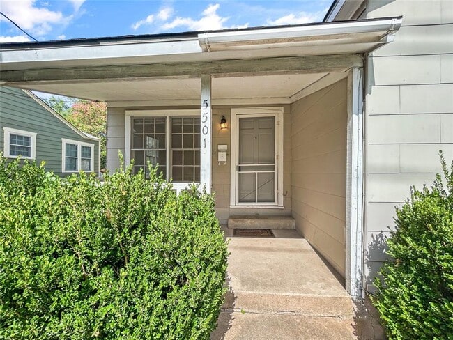 5501 Montview St in Austin, TX - Building Photo - Building Photo