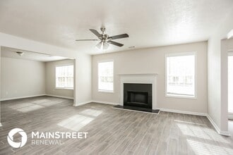 210 Makenna Dr in Hampton, GA - Building Photo - Building Photo