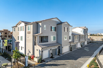 Cedar Row in Chino, CA - Building Photo - Building Photo