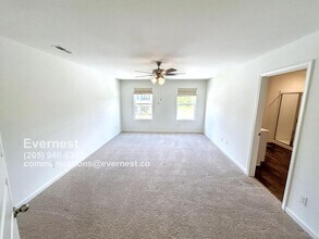 1301 Chelsea Pk Trl in Chelsea, AL - Building Photo - Building Photo