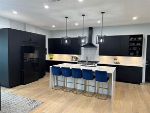 4235 Eck Ln in Austin, TX - Building Photo - Building Photo