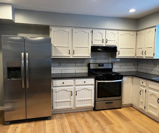 6761 Dawn Dr in Windsor, WI - Building Photo - Building Photo