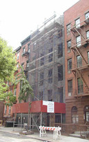 272 E 10th St in New York, NY - Foto de edificio - Building Photo