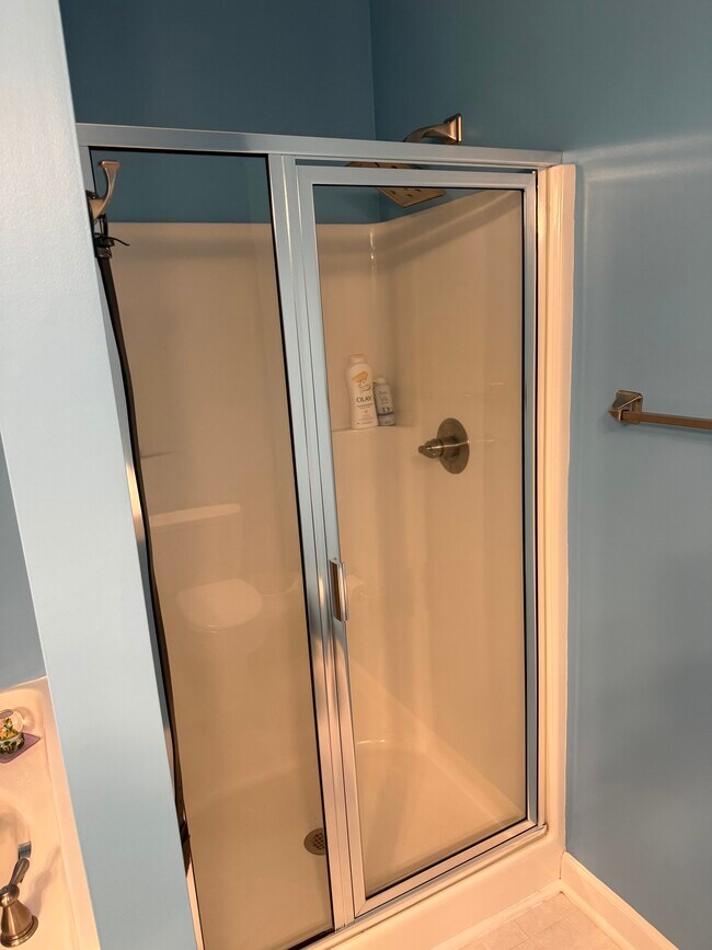 2576 Blue Dog Ct in Creedmoor, NC - Foto de edificio - Building Photo