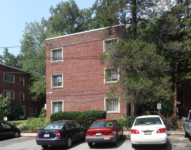 8804 Bradford Rd in Silver Spring, MD - Building Photo - Building Photo