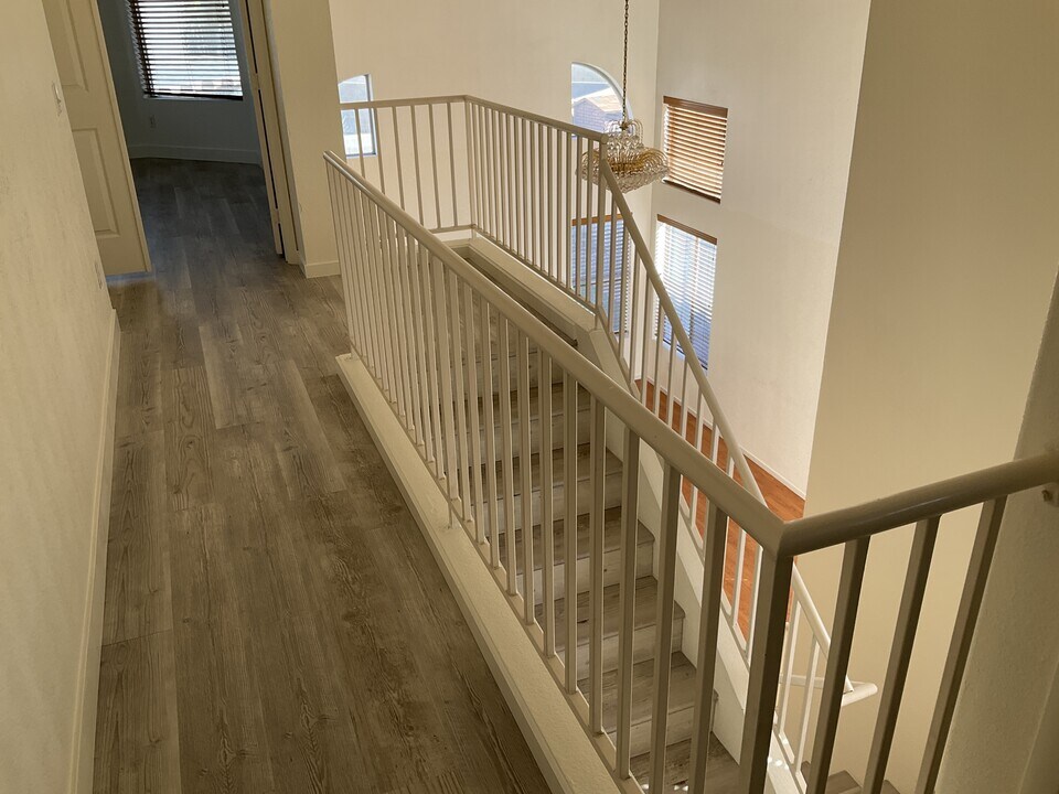 5726 Roundrock Dr in Las Vegas, NV - Building Photo