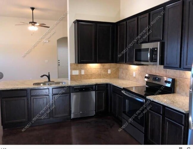 245 Joanne Lp, Unit A in Buda, TX - Building Photo - Building Photo