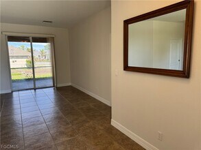 3800 20th St W in Lehigh Acres, FL - Foto de edificio - Building Photo