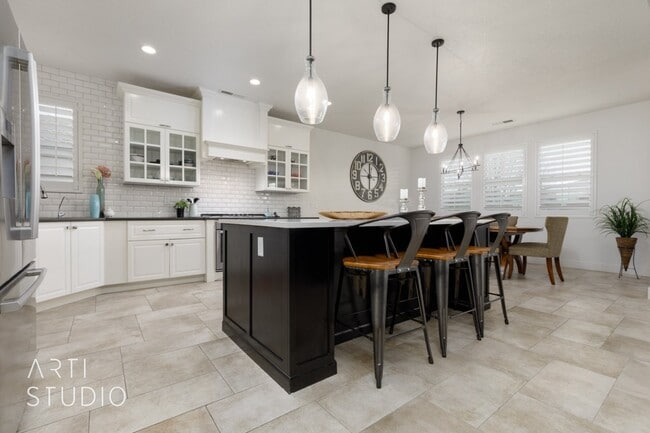 3741 Kenzies Way in Santa Clara, UT - Building Photo - Building Photo