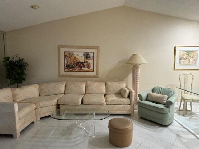 15235 Lakes of Delray Blvd in Delray Beach, FL - Building Photo - Building Photo