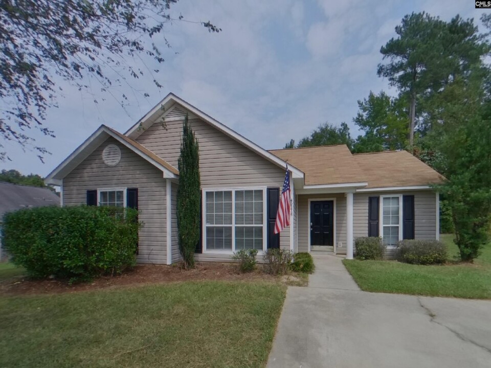 422 Beech Branch Dr in Irmo, SC - Building Photo