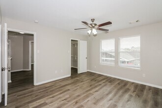 6207 Winter Oak St in Pearland, TX - Building Photo - Building Photo