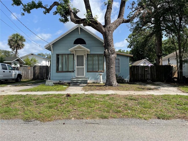 property at 146 Kingston Ave