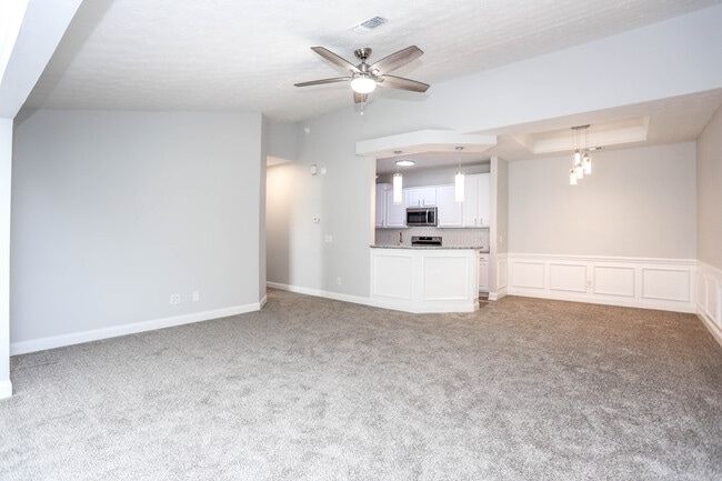 Anthos at Lexington Place in Centerville, GA - Building Photo - Interior Photo