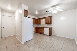 6824-6826 Jackson St in Fort Smith, AR - Building Photo - Building Photo