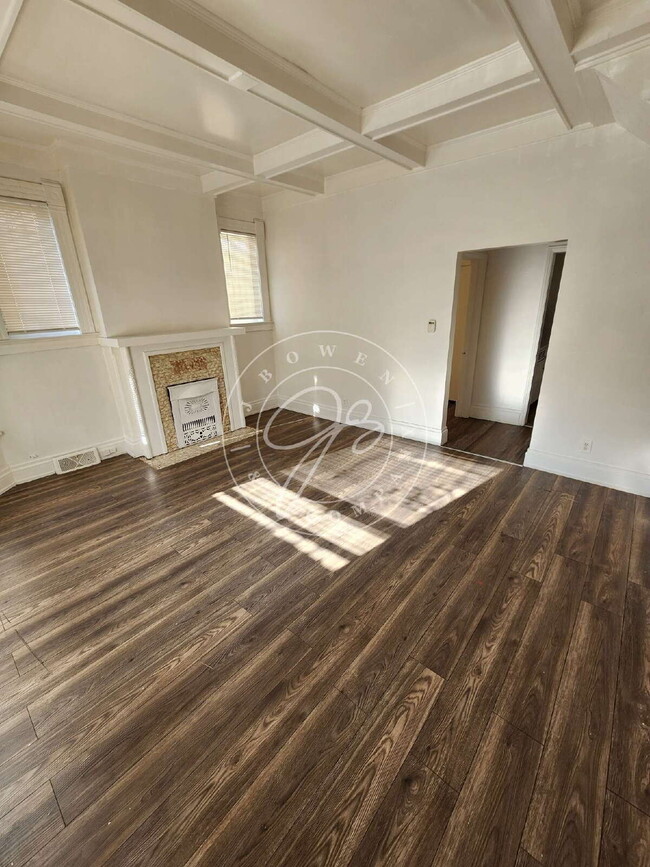 1304 Broadway St in Toledo, OH - Building Photo - Building Photo