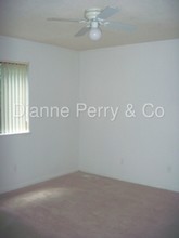 522 S Kerr Ave-Unit -APT 81 in Wilmington, NC - Building Photo - Building Photo