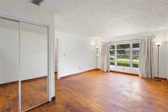 2103 NW 36th Ter in Gainesville, FL - Building Photo - Building Photo