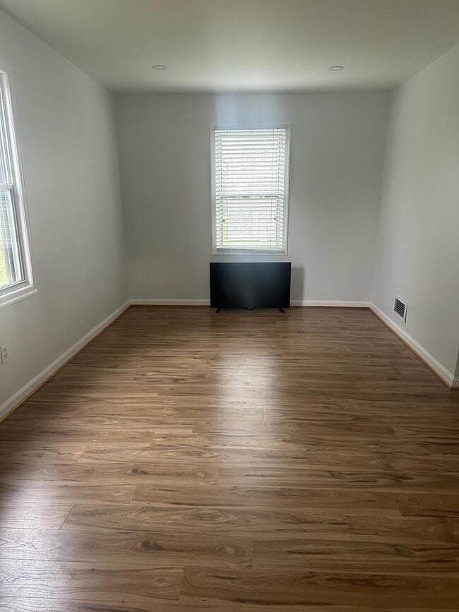 property at 4915 Tecumseh St