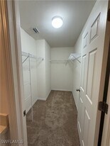 1814 NE 40th Ln in Cape Coral, FL - Building Photo