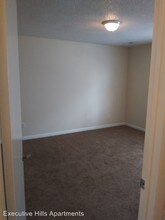 4423 Bonnell Dr in Huntsville, AL - Building Photo - Building Photo