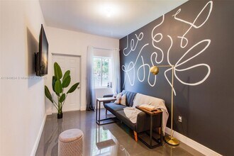 5129 NW 5th Ave in Miami, FL - Building Photo - Building Photo