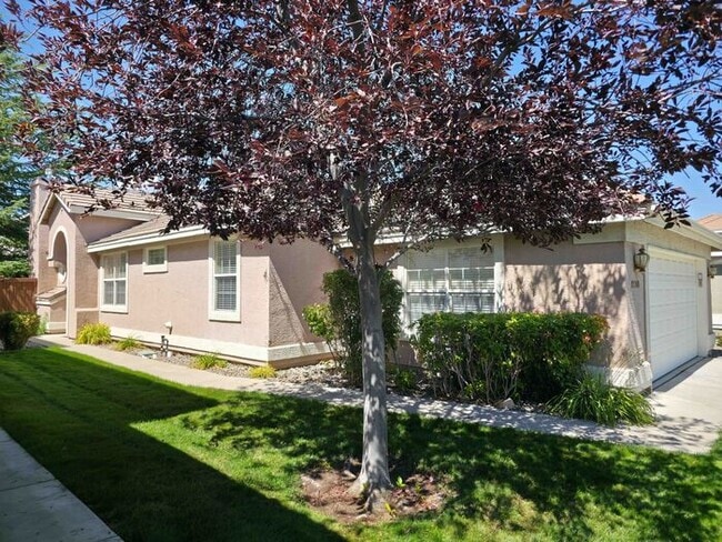 property at 9709 Cattail Cir