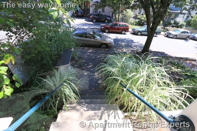 9 Claremon St, Unit 3 in Somerville, MA - Building Photo - Building Photo