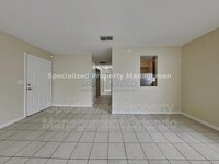 24 Spring Loop Cir photo'