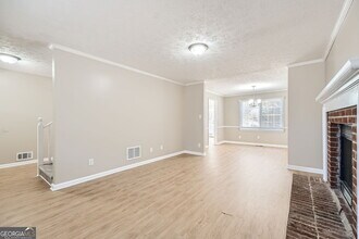 849 Ridge Ave in Stone Mountain, GA - Building Photo - Building Photo