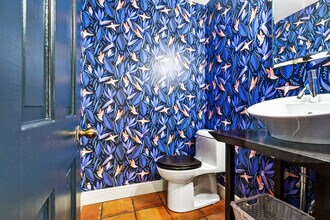 8654 Pontchartrain Blvd, Unit 14 in New Orleans, LA - Building Photo - Building Photo