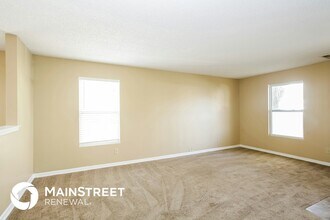 913 Harbon Dr in Franklin, IN - Building Photo - Building Photo