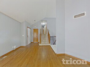 10230 N Forest Ave in Kansas City, MO - Building Photo - Building Photo