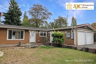 31444 11th Pl S in Federal Way, WA - Building Photo
