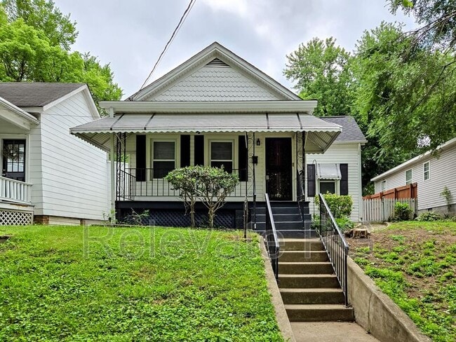 property at 2602 Perry St