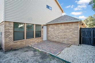 3504 Tours Ln in Plano, TX - Foto de edificio - Building Photo