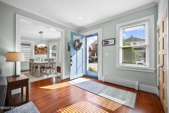 50 Waverly Pl in Red Bank, NJ - Building Photo - Building Photo
