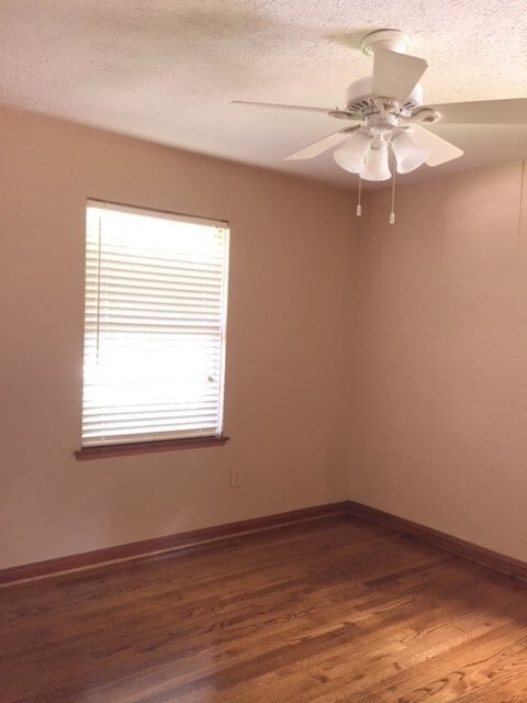 property at 2115 Gardenia Dr