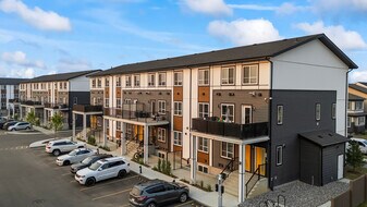 Heritage Valley Heights Townhomes in Edmonton, AB - Building Photo