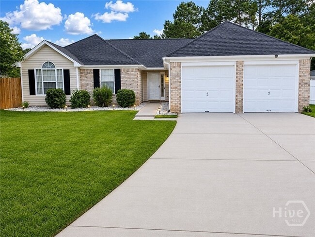property at 4 Fawn Ct