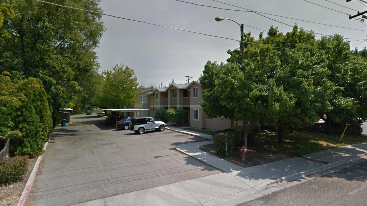 262 N Latah St in Boise, ID - Foto de edificio