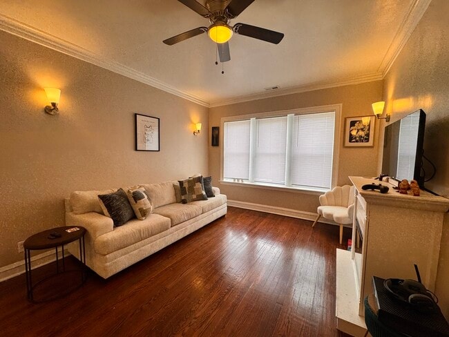 2833 W 66th St in Chicago, IL - Building Photo - Building Photo