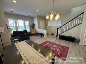 8056 Central Park Way in Maple Grove, MN - Building Photo - Building Photo