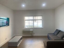 8011 Abbott Ave in Miami Beach, FL - Building Photo