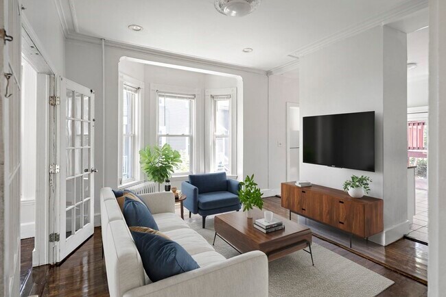 16 Mayfair St, Unit 1 in Boston, MA - Building Photo - Building Photo