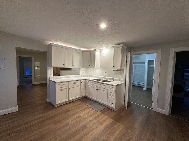 53 Kellogg St in Portland, ME - Building Photo - Building Photo