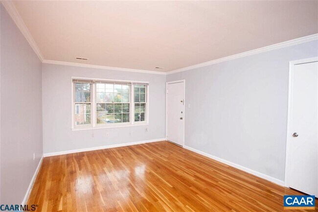 2422 Barracks Pl in Charlottesville, VA - Building Photo - Building Photo