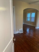 124 N 38th St in Omaha, NE - Building Photo - Building Photo